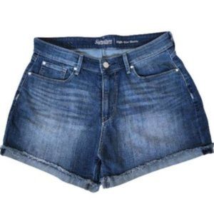 NWOT Levis Signature High Rise Denim Jean Shorts